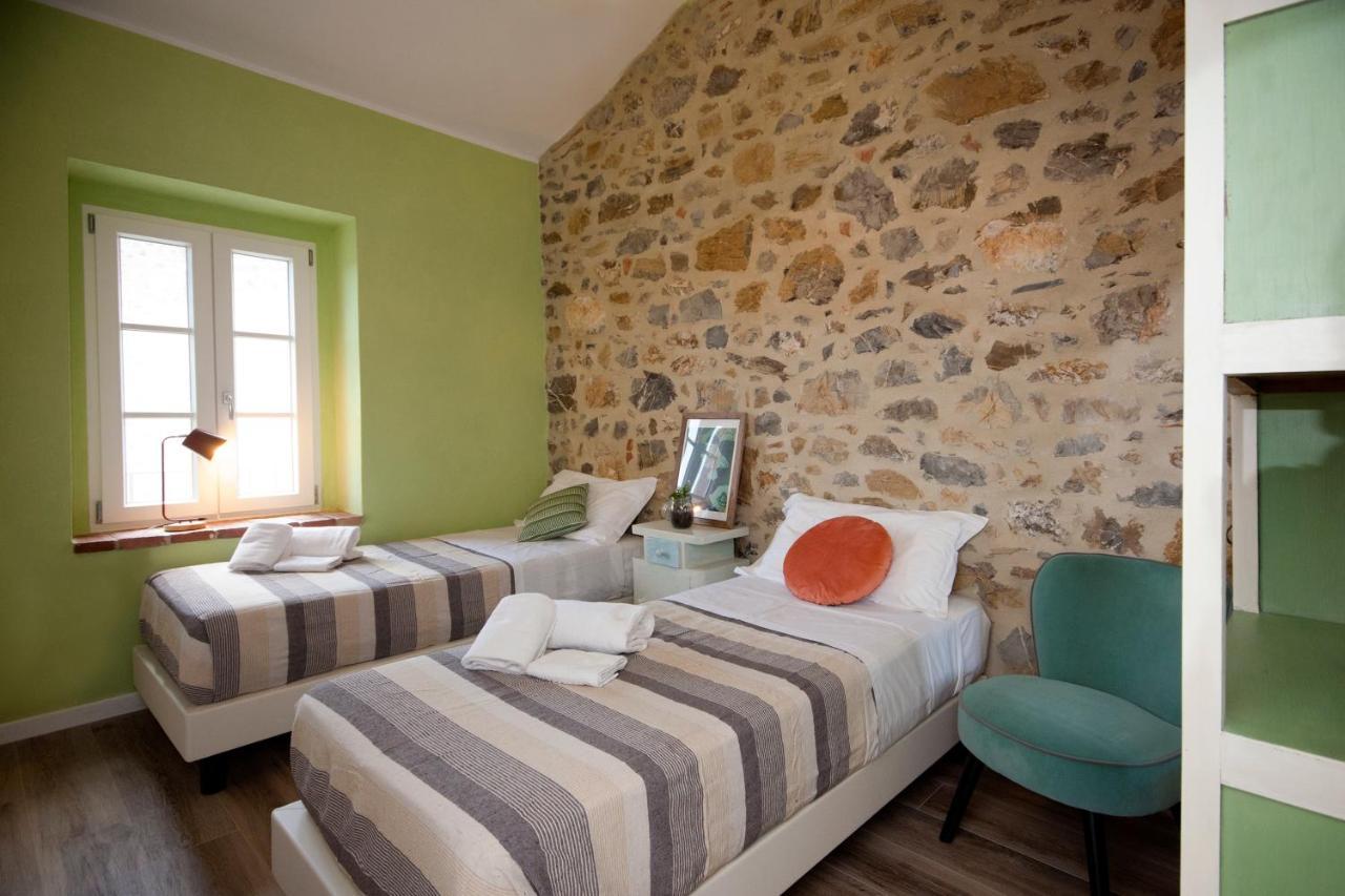 Agriturismo La Via Dell'Oliviera Ciciano Eksteriør billede